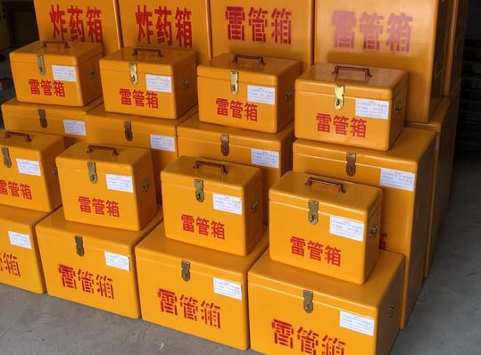 淄川玻璃钢雷管箱的使用寿命一般是多少？